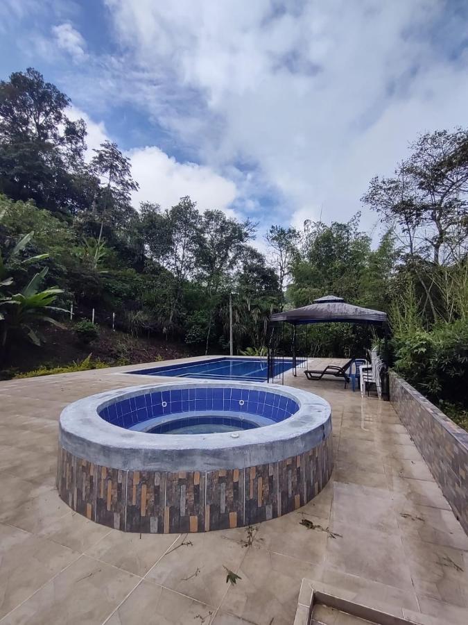 Hotel Campestre Villa Sarita San Francisco  Buitenkant foto